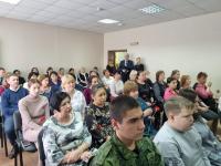 В школе № 13 появилась своя «Парта Героев»