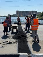 На мосту в створе ул. Генерала Епишева отремонтировали деформационный шов